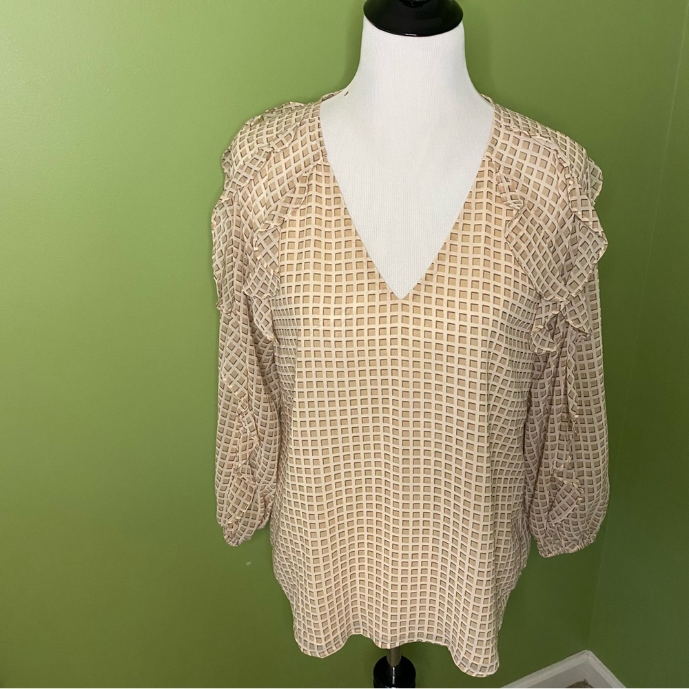 Calvin Klein V-neck Neutral Pattern Blouse